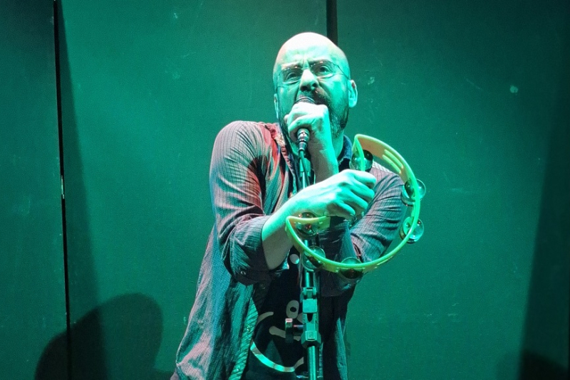 'Por Enquanto, R.Russo' entra em cartaz no Teatro Bruno Kiefer em janeiro