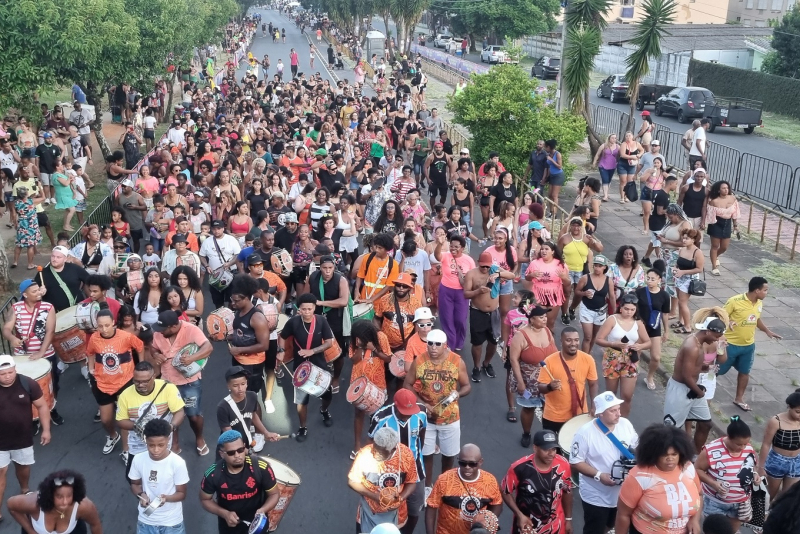 Carnaval na Orla, POA é D+ diversão garantida para quem fica no feriado na capital