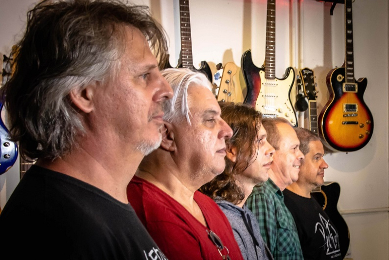 Clube da Esquina Tributo RS se apresenta nesta sexta-feira (05), no Espaço Multicultural Grezz