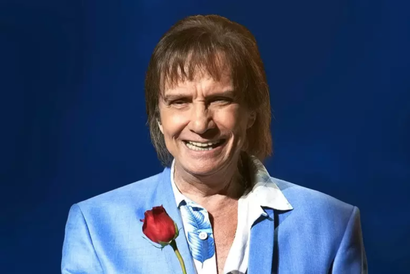 Roberto Carlos retorna a Porto Alegre em abril com show no Auditório Araújo Vianna 