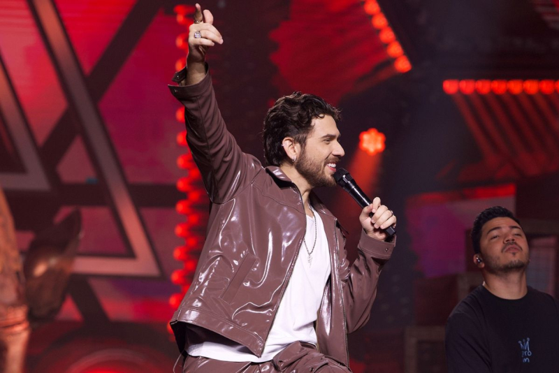 Gustavo Mioto desembarca em Porto Alegre com nova turnê intimista e faz show único no Auditório Araújo Vianna em setembro