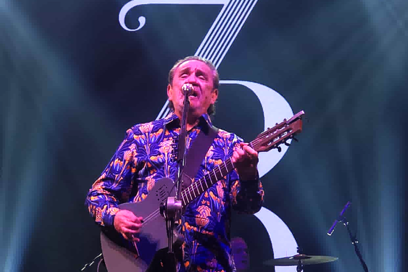 Zé Ramalho Celebra seus 50 anos de Carreira com Voz Poderosa, Clássicos Eternos e Público em Êxtase na Turnê 'Show de Sucessos'