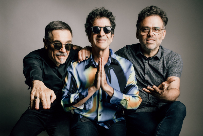 Pop 3 com George Israel, Charles Gavin e Henrique Portugal faz show em Porto Alegre no Bar Opinião em outubro