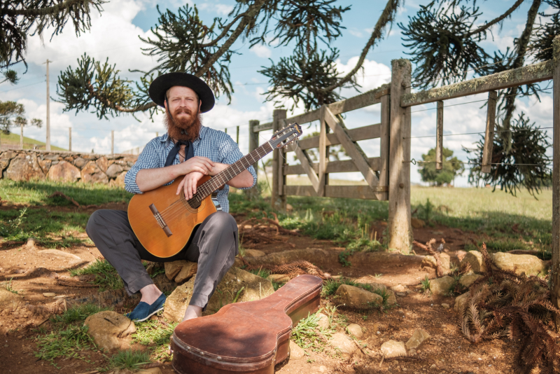 Ricardo Bergha é atração do Piquete El Topador 2025  desta quinta-feira (11), em Porto Alegre