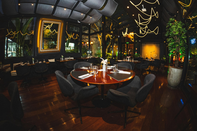 Night Out no DRY Moments & Drinks celebra 7 anos da casa com edição especial em Porto Alegre