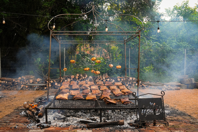 Domingo com Fogo de Chão no Rancho Tabacaray encerra o Piquete El Topador 2025 em Porto Alegre