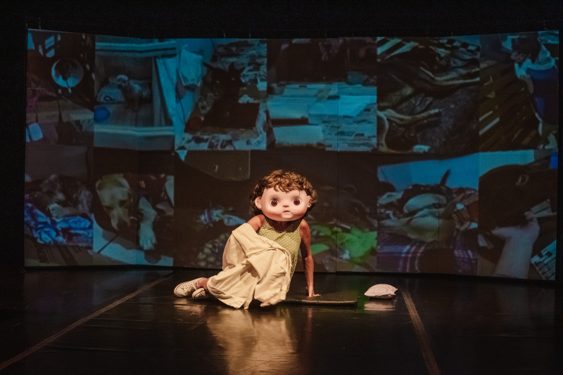 A Menina dos Olhos d'Água no Instituto Ling: espetáculo do Coletivo Gompa celebra o Dia das Crianças em Porto Alegre com teatro e poesia visual