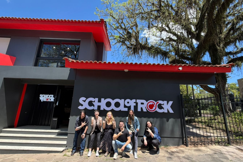 School of Rock inaugura unidade em Porto Alegre, com metodologia internacional inovadora e programas musicais para todas as idades