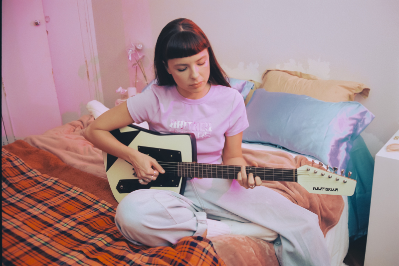 Julia Mestre apresenta nesta sexta-feira (24), em Porto Alegre o show da turnê 'Maravilhosamente Bem' no Bar Opinião