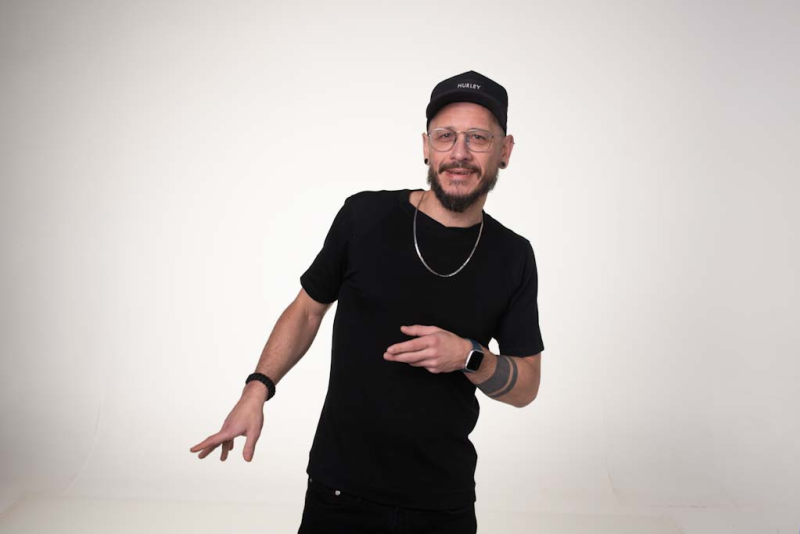 27º Porto Verão Alegre movimenta segunda semana de programação na capital com música, teatro e humor em diversos palcos