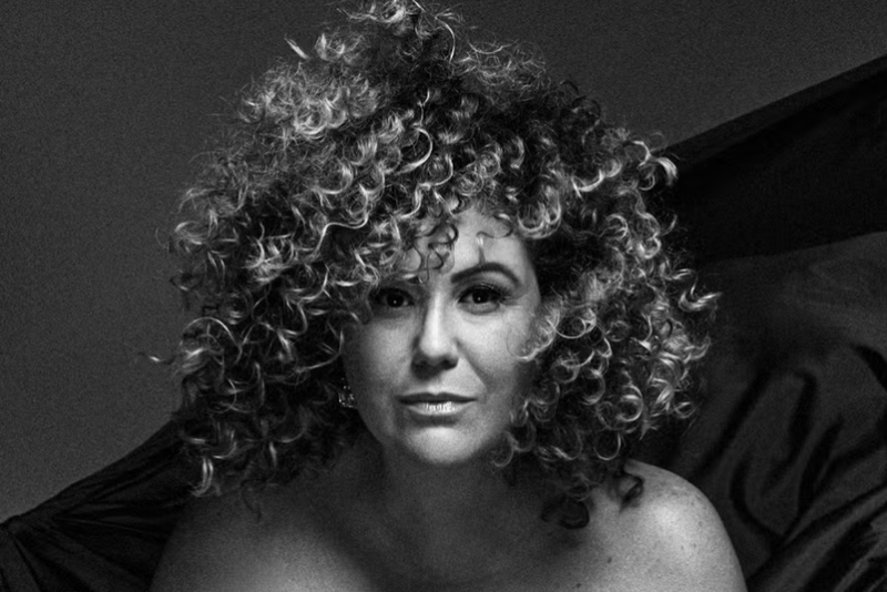 <br />
<b>Notice</b>:  Undefined variable: lnb in <b>/home/u642903088/domains/supertransado.com.br/public_html/site/app/views/artigo.php</b> on line <b>228</b><br />
<br />
<b>Notice</b>:  Trying to get property 'TITULO' of non-object in <b>/home/u642903088/domains/supertransado.com.br/public_html/site/app/views/artigo.php</b> on line <b>228</b><br />
