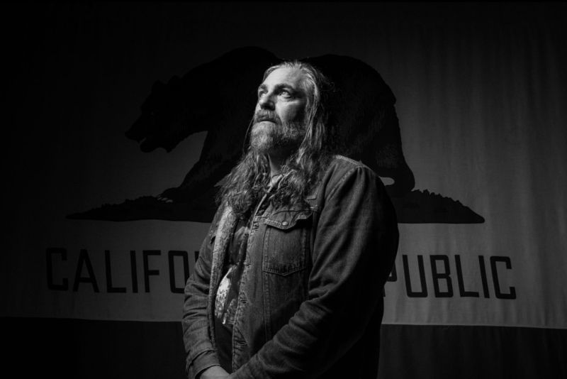 The White Buffalo retorna ao Brasil em 2026 e confirma show em Porto Alegre no Bar Opinião