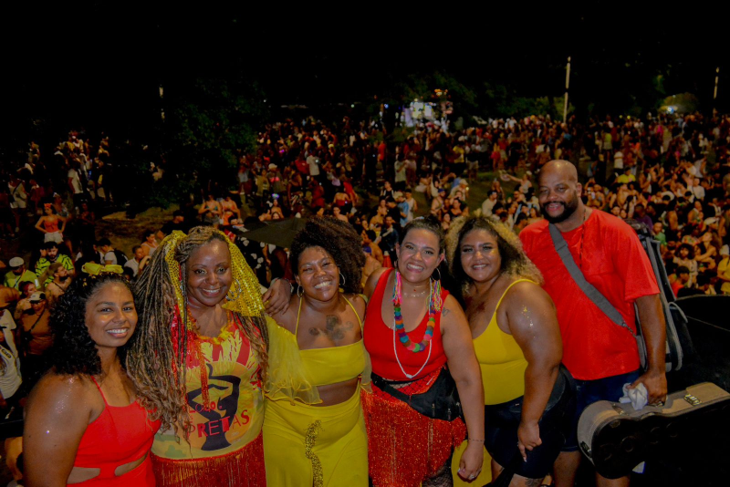 Bloco das Pretas realiza cortejo na Orla do Guaíba nesta sexta-feira (13), e reforça protagonismo de mulheres negras no carnaval da capital