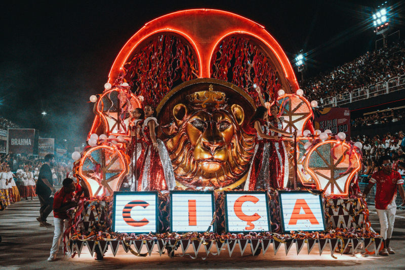 Viradouro é campeã do Carnaval do Rio 2026 com pontuação máxima e consagra desfile histórico na Sapucaí