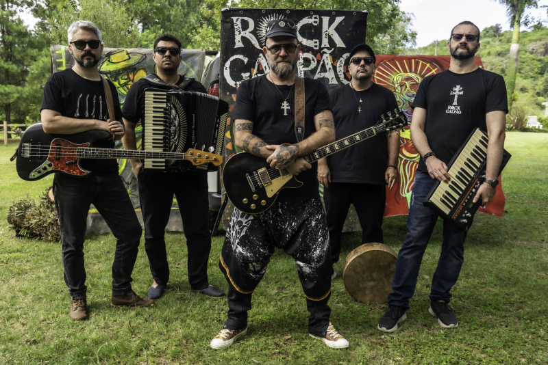Rock de Galpão lança novo disco e inicia turnê em Porto Alegre com espetáculo imersivo em abril no Teatro do Bourbon Country