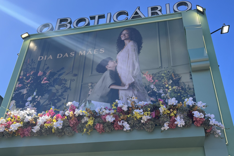 O Boticário promove experiência sensorial gratuita no Cais Embarcadero para o Dia das Mães em Porto Alegre