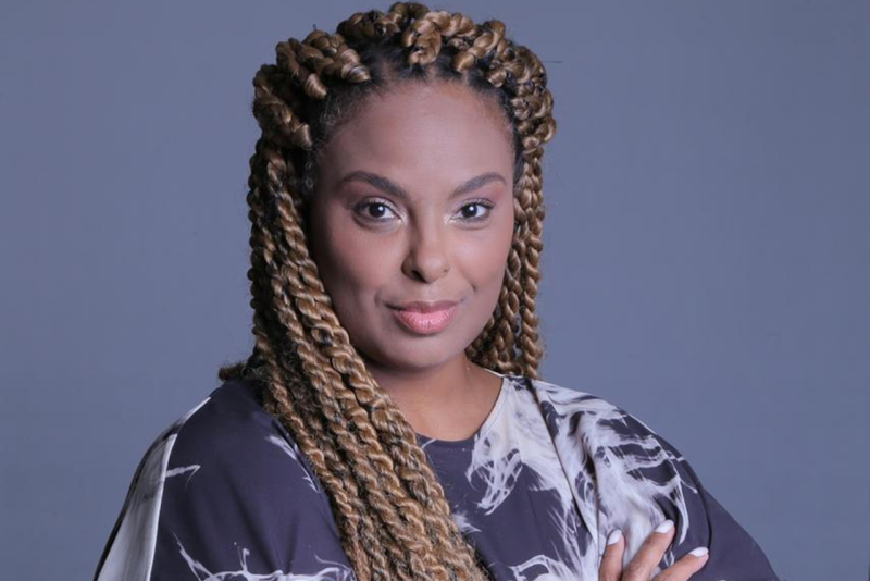 Andréa Cavalheiro apresenta tributo à Sade em Porto Alegre com show intimista no Grezz