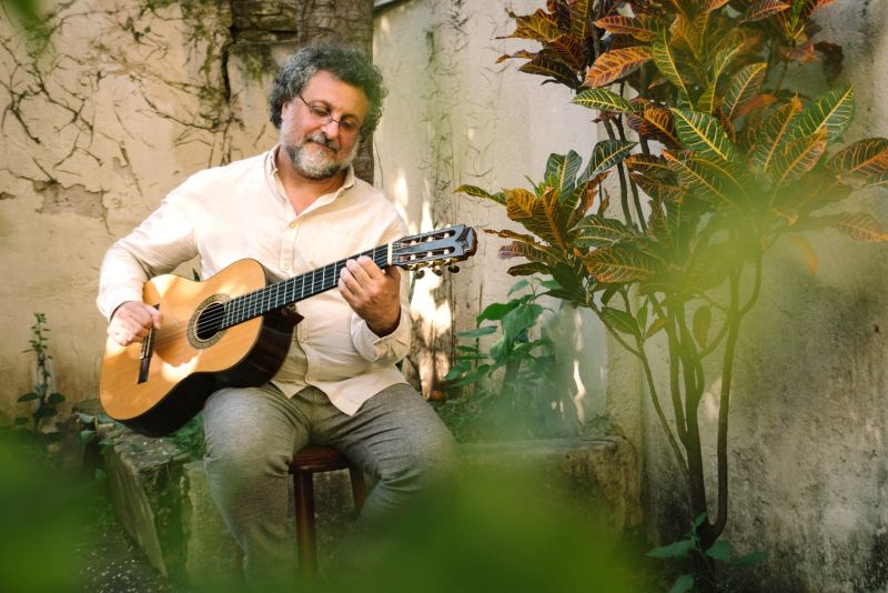Marcelo Delacroix apresenta show inédito no Espaço 373 com prévia de novo álbum em Porto Alegre