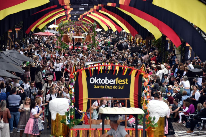 Oktoberfest de Santa Cruz do Sul 2026 anuncia line up com Henrique & Juliano, Simone Mendes, Alexandre Pires, Jota Quest e atração internacional
