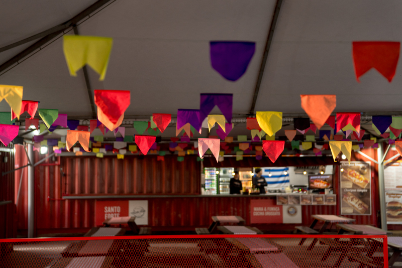 Sunset FoodPark promove edição especial Julina com forró, gastronomia temática e entrada gratuita em Porto Alegre